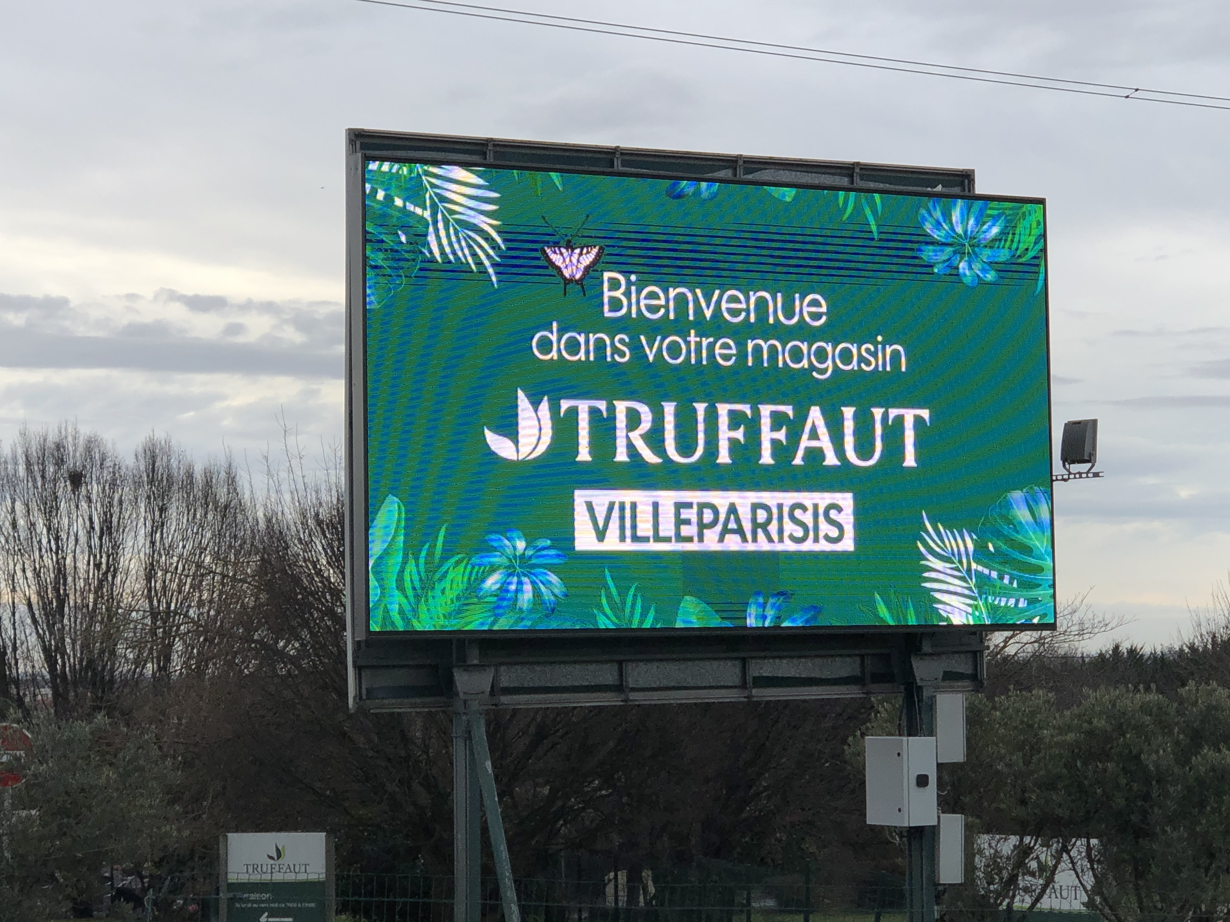 Écran LED extérieur Truffaut